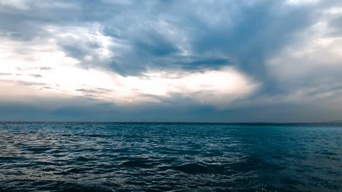 Sea with cloudy background Video stock 90549700
