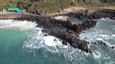 Sea landscape of waves, waves through the rocks Video stock 310345158