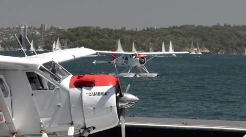 Sea plane arriving back to wharf Stock-Footage 59643171