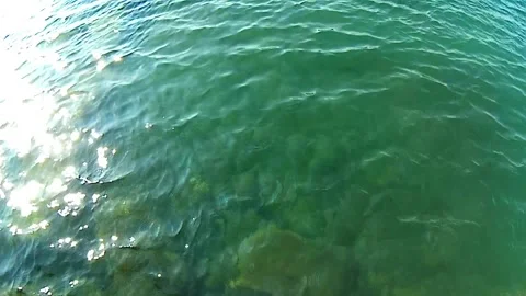 Sea, seabed, waves, rocks Видео 335621143