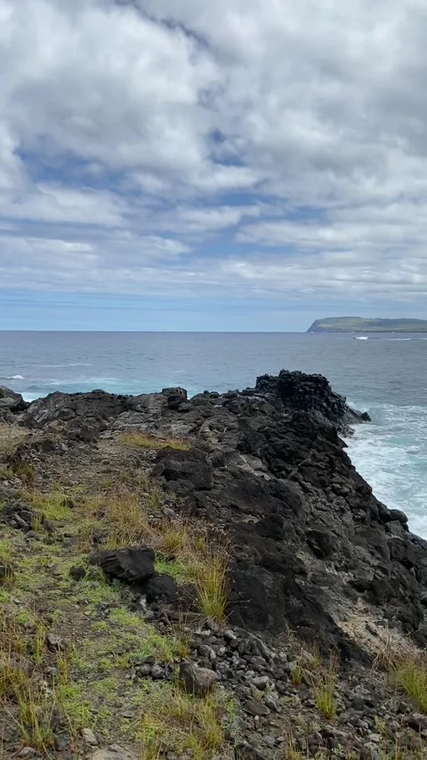 Sea shore in Easter Island 動画素材 342841686