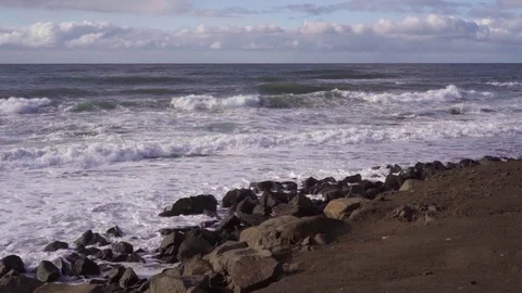 Sea shore waves Stock-Footage 97720382