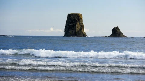 Sea stacks in the Pacific Ocean at Second Beach in the Olympic Peninsula, WA. Stock Footage 99599441