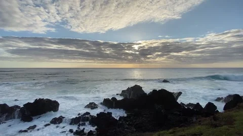 Sea sunset in Easter Island Vídeo Stock 342841182