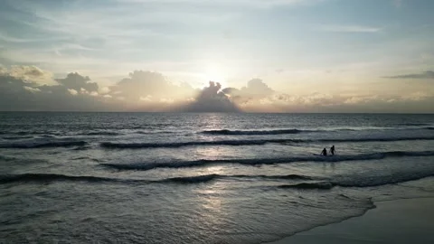 Sea sunset with surfers Stock-Footage 297254200