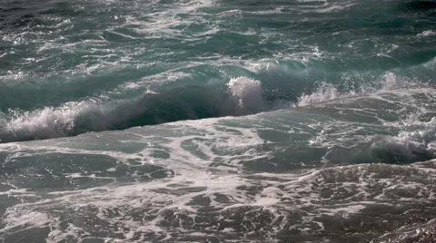 Sea surf in slow motion Видео 49297372