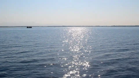 Sea surface, sun reflection, horizon Video stock 22574190