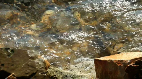 Sea wave and stone Stockbeeldmateriaal 478560