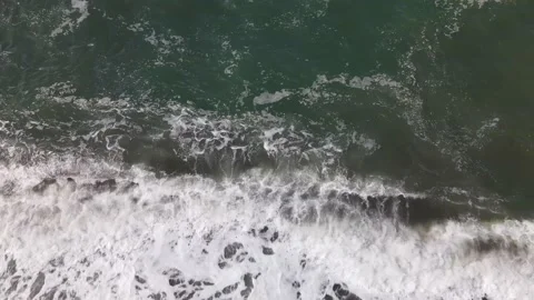 Sea wave from top Stock Footage 168340361