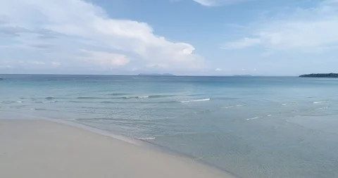 Sea wave white snad beach turquoise water blue sky Stock Footage 96088721