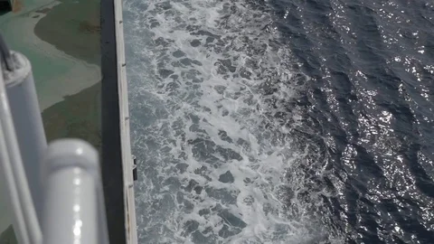 Sea waves and ship Stockbeeldmateriaal 73354810