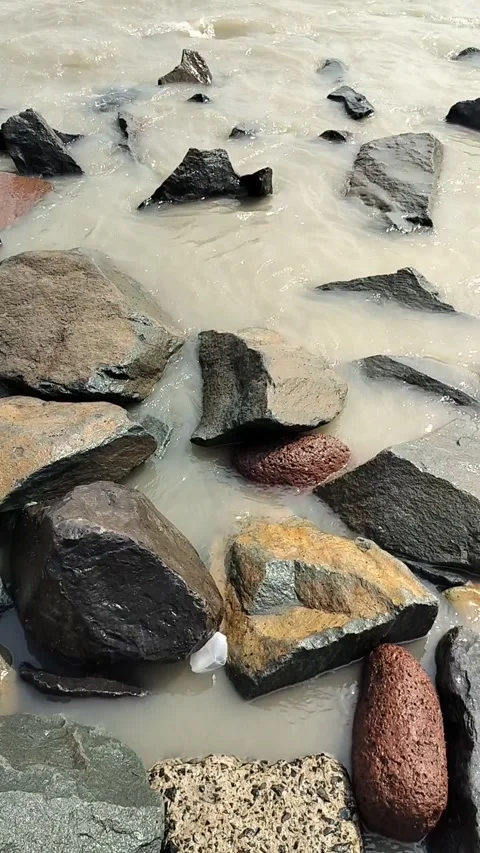 Sea waves and water flow on rocks Video stock 340001985