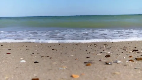 Sea ​​waves on the beach Stock Footage 87322871