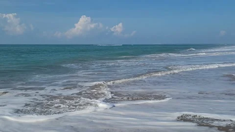Sea waves in a beach 스톡 동영상 244329351
