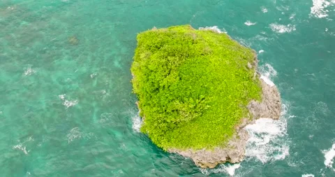 Sea waves in Boracay, Philippines. Stock Footage 265608741
