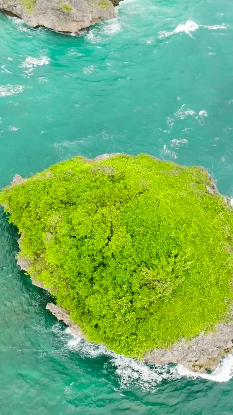 Sea waves in Boracay, Philippines. Stock Footage 267117071