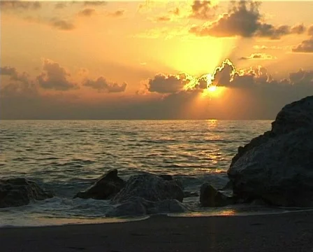 Sea waves (C009) 動画素材 99339