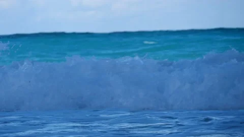 Sea waves 動画素材 237195342