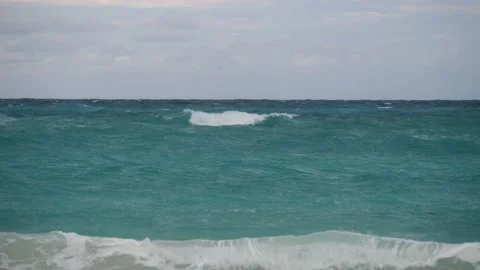 Sea waves 動画素材 237195733