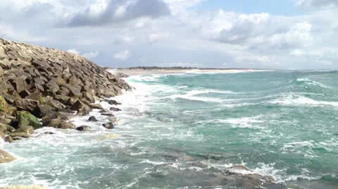 Sea ​​waves hitting the rocks Stock Footage 24672245