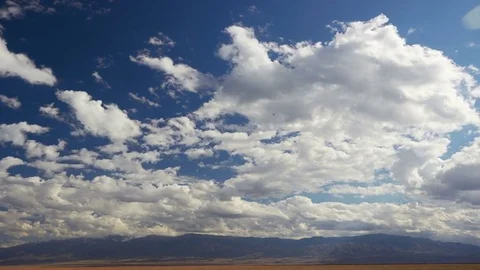 Sea Waves Roll on the Pebble Beach Видео 84840329