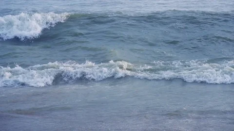 Sea waves - Slow motion 動画素材 79475222