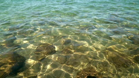 Seabed and waves at the seaside Vidéo 253581935