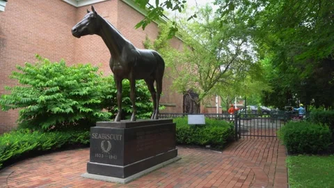 Seabiscuit Statue in 4K Stock Footage 246976820