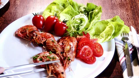 Seafood, grilled prawns 스톡 동영상 31205338