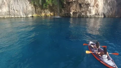 SeaKayaking 2 Video stock 147431860