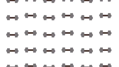 Seamless dumbbells and kettlebell pattern on white  4k video. 库存影片 145642098