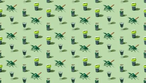Seamless isometric pattern with spirulina algae powder and drinks. Healthy fo Stock Photos
