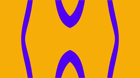 Seamless loop of abstract purple shapes moving inward on orange background Vídeos de archivo 333720276