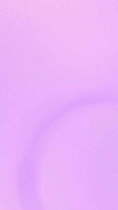 Seamless loop background in 4K with soft purple hues and smooth gradient Vídeo Stock 310143536