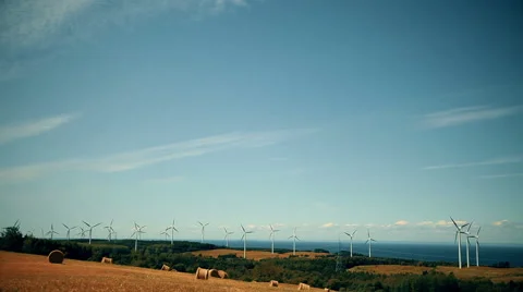 Seamless Loop Motion-Photo (Cinemagraph) of ONLY one Wind Turbine Spinning Vídeos de archivo 57737087