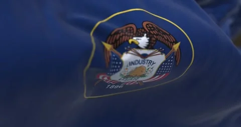 Seamless loop in slow motion of Utah state flag fluttering in the wind Stock-Footage 241581289