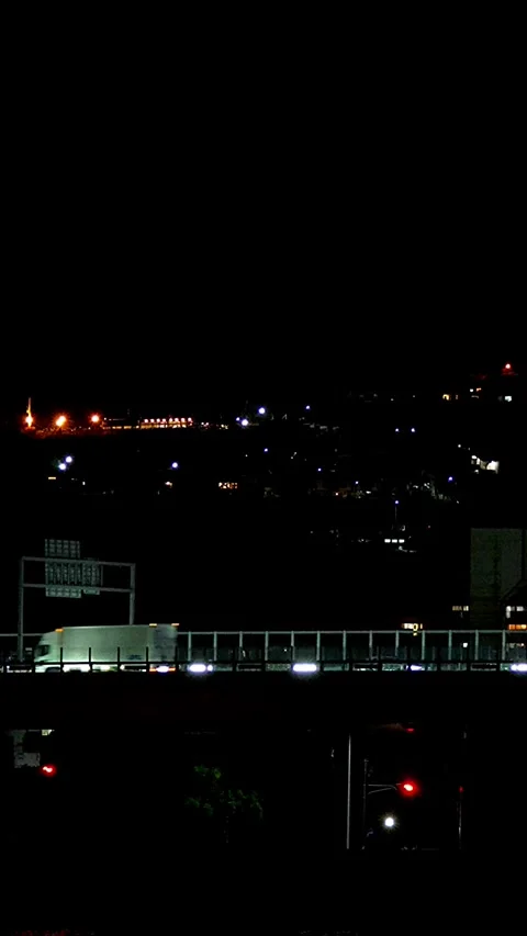 Seamless loop timelapse video of cool Japanese traffic and lights,Vertical,02 库存影片 347158837