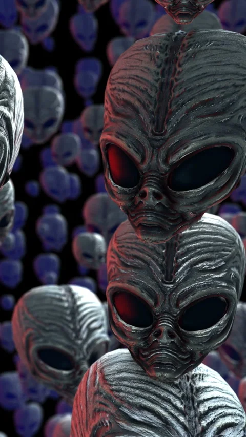Seamless loopable vertical video  animation of a cloud of a alien heads Video stock 304631752