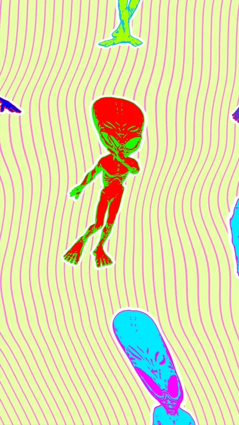 Seamless loopable vertical video  animation of rainbow aliens dancing in cartoon Vidéo 304831169