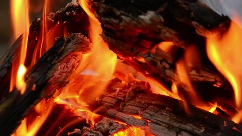 Seamless Looping Video of Hot Charcoal and Wood Fire Stockbeeldmateriaal 344746467