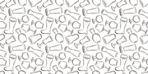 Seamless pattern with hand drawn beer glass and mug sketch on white background Stock Illustration