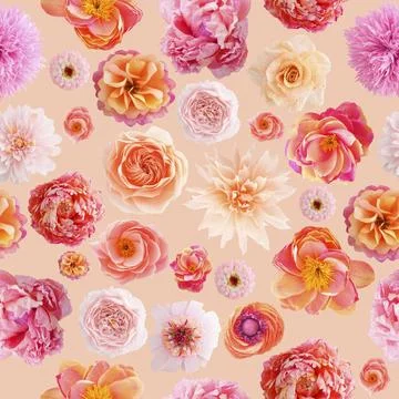 Seamless pattern with handmade crepe paper flowers on apricot colored background Illustrazione stock