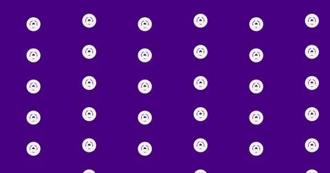 A Seamless Pattern of Stylized Bacon Strips Against a Deep Purple Background. Illustrazione stock