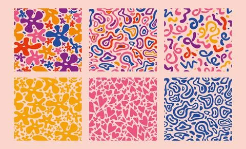 Seamless patterns set with abstract fluid shapes, hearts and groovy flowers.. Illustrazione stock