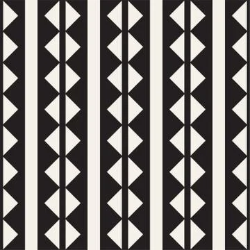 Seamless tracery pattern. Repeated lattice. Symmetric geometric abstract wall Illustrazione stock