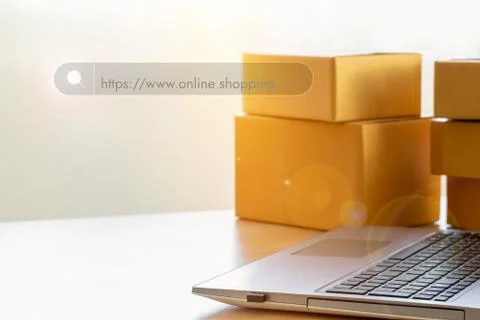 Searching Browsing Internet Data Information Networking with text " https://w Foto stock