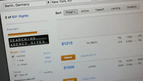 Searching for flights online Vídeo Stock 11187398