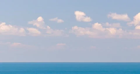 Seascape with cargo container industrial ship anchored waiting for entering port 库存影片 148470248