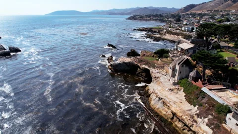 Seaside homes Shell Beach California Video stock 201684916