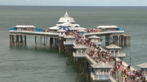 Seaside Pier Head Видео 12364881